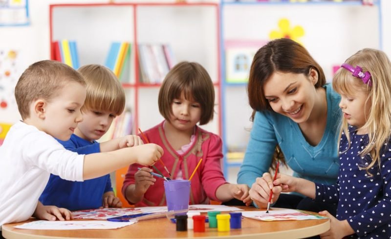 schoolchildrenteacher